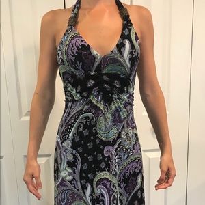 Cute and sexy maxi dress purple paisley small